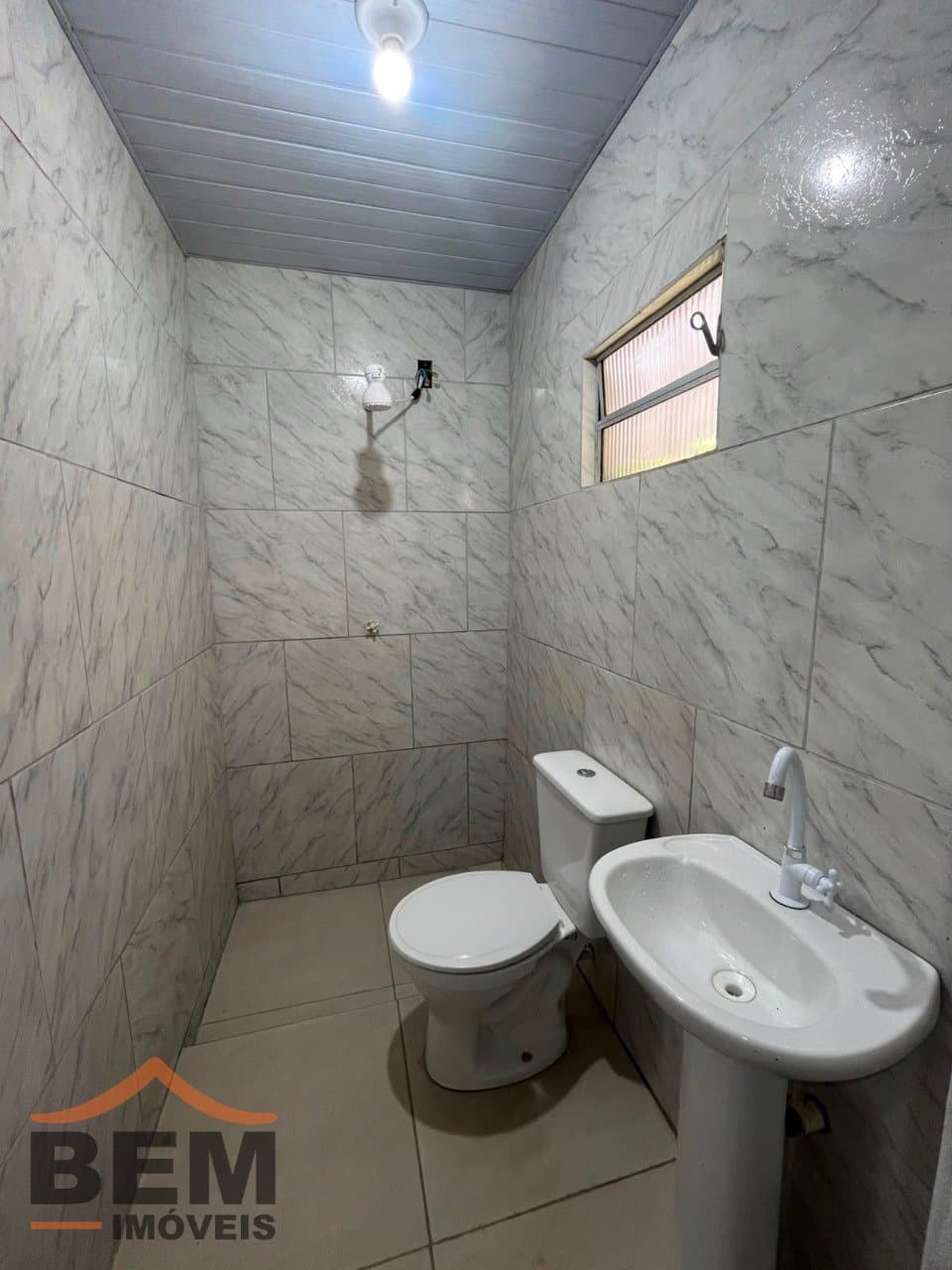 Kitnet para Locação com 1 quarto no bairro São Vicente em Itajaí/SC: 9-BANHEIRO