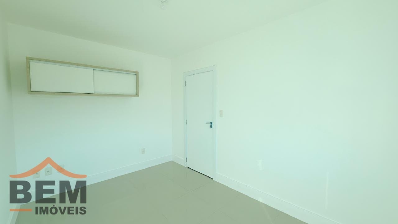 Apartamento à Venda com 2 quartos sendo 1 suíte, 2 vagas no bairro Nações em Balneário Camboriú/SC