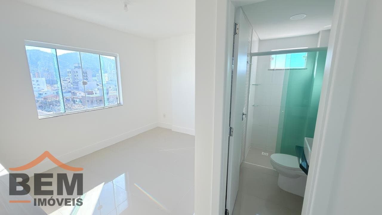Apartamento à Venda com 2 quartos sendo 1 suíte, 2 vagas no bairro Nações em Balneário Camboriú/SC