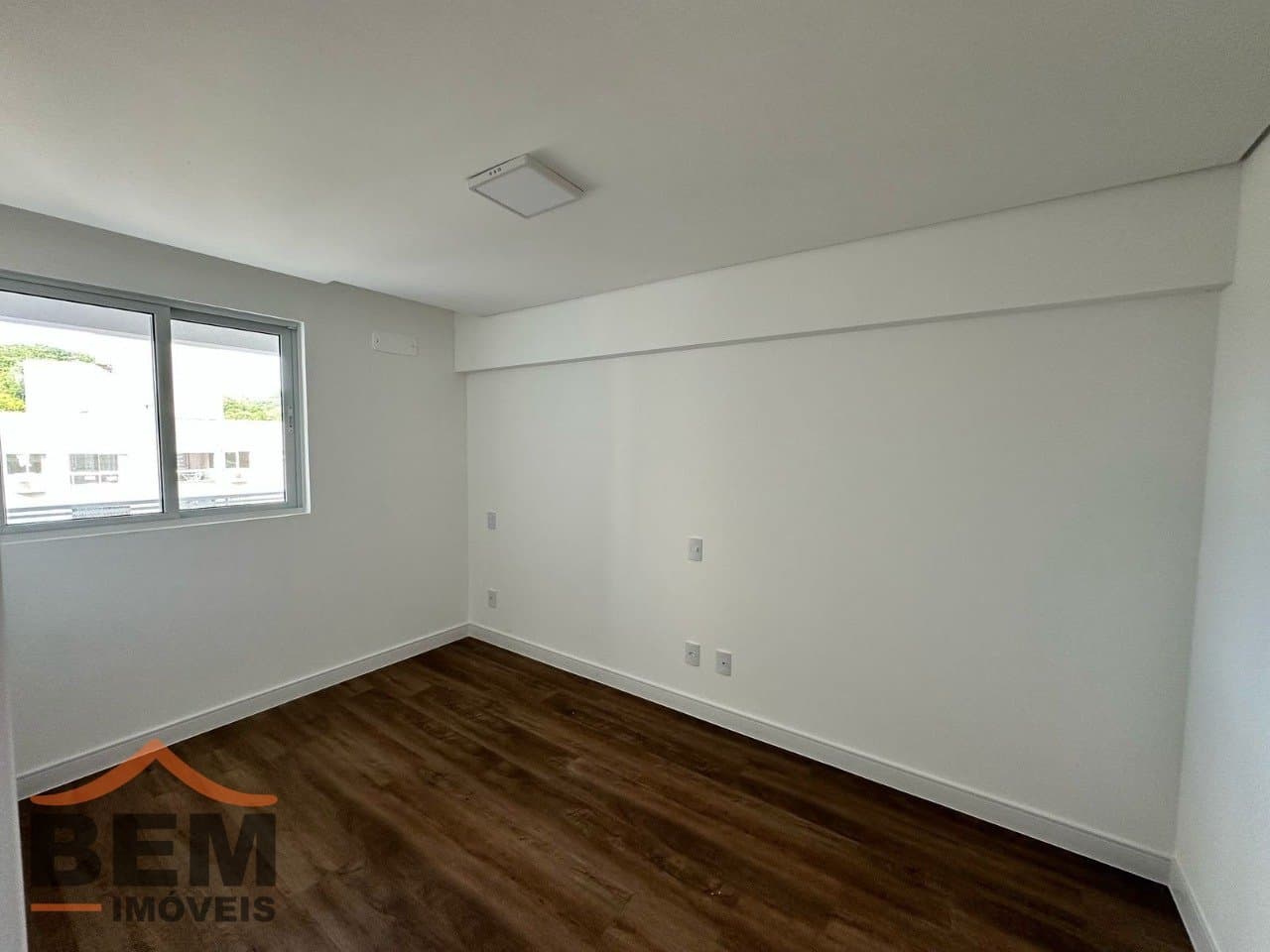 Apartamento para Locação com 2 quartos sendo 2 suítes, 2 vagas no bairro Praia Brava em Itajaí/SC: 9 - SUÍTE 01