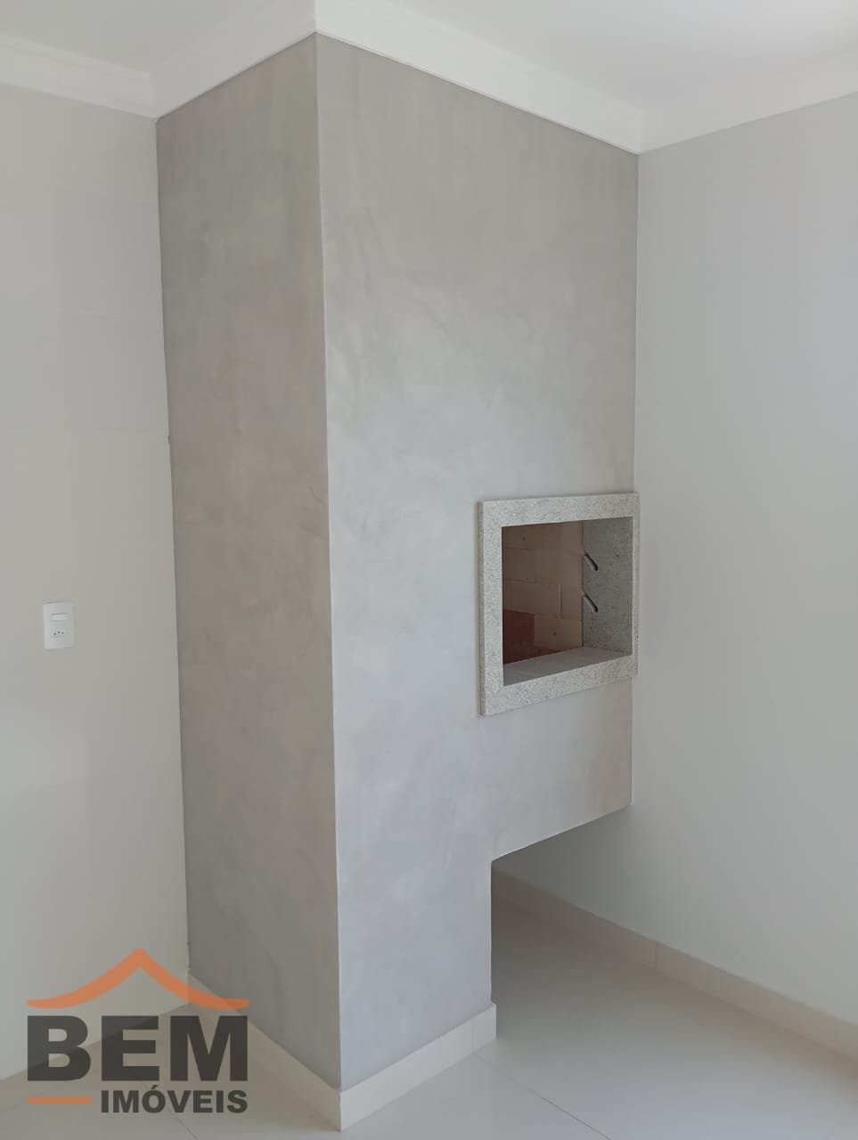 Apartamento à Venda com 2 quartos sendo 1 suíte no bairro Rio Pequeno em Camboriú/SC