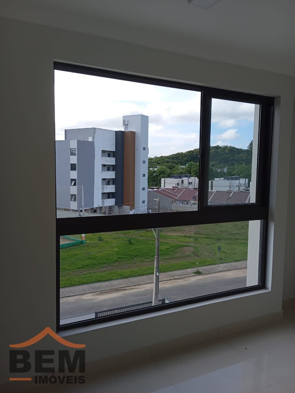 Apartamento à Venda com 2 quartos sendo 1 suíte no bairro Rio Pequeno em Camboriú/SC