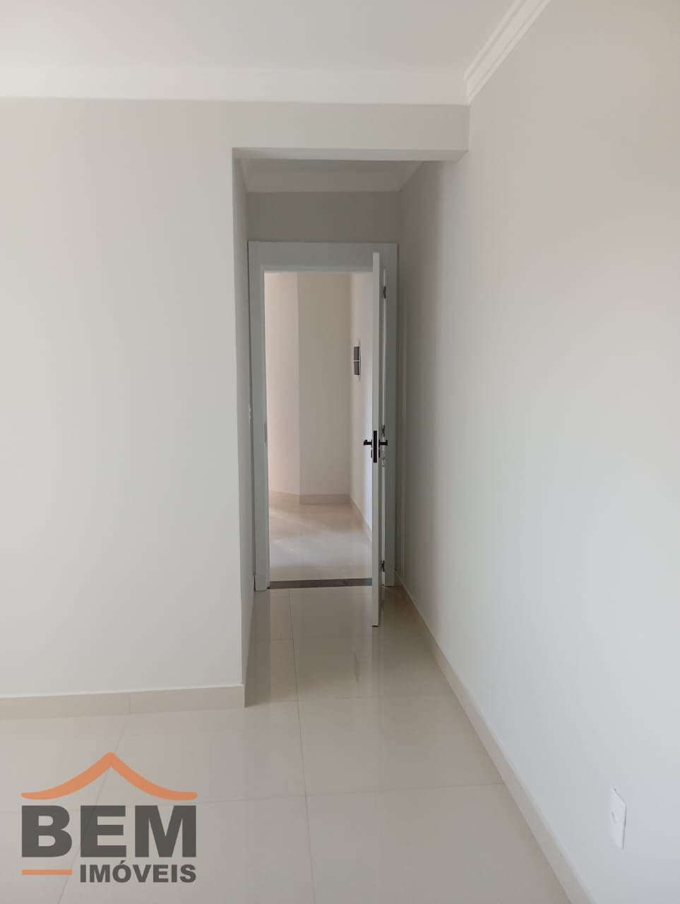Apartamento à Venda com 2 quartos sendo 1 suíte no bairro Rio Pequeno em Camboriú/SC