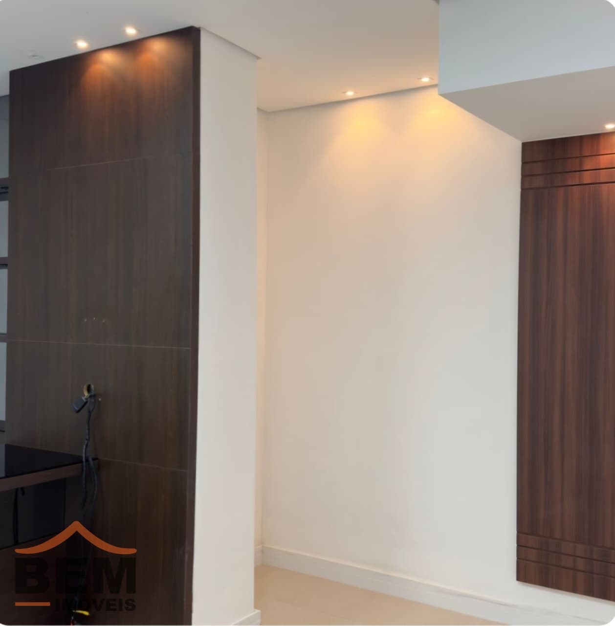 Sala Comercial para Locação no bairro Pioneiros em Balneário Camboriú/SC: 06-SALA COMERCIAL