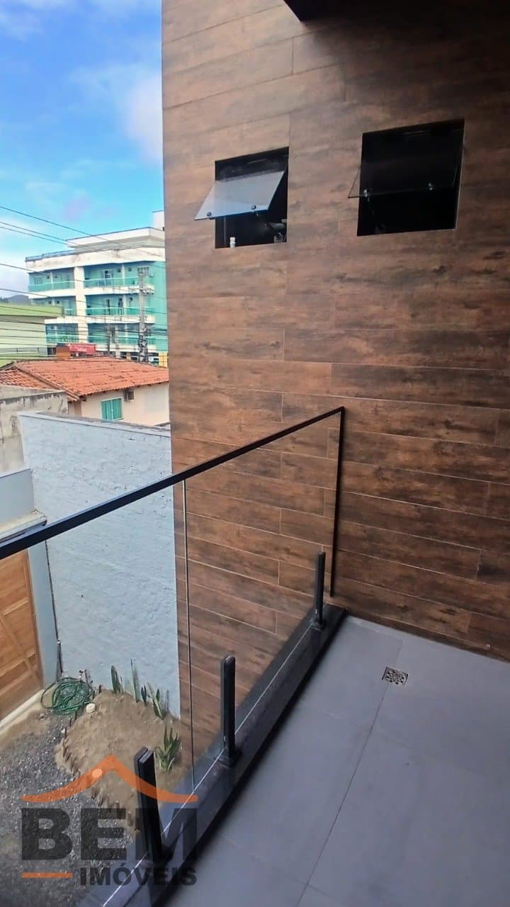 Casa à Venda com 3 quartos, 1 vaga no bairro Cedros em Camboriú/SC