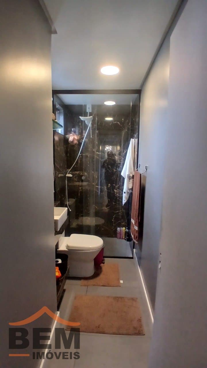 Casa à Venda com 3 quartos, 1 vaga no bairro Cedros em Camboriú/SC