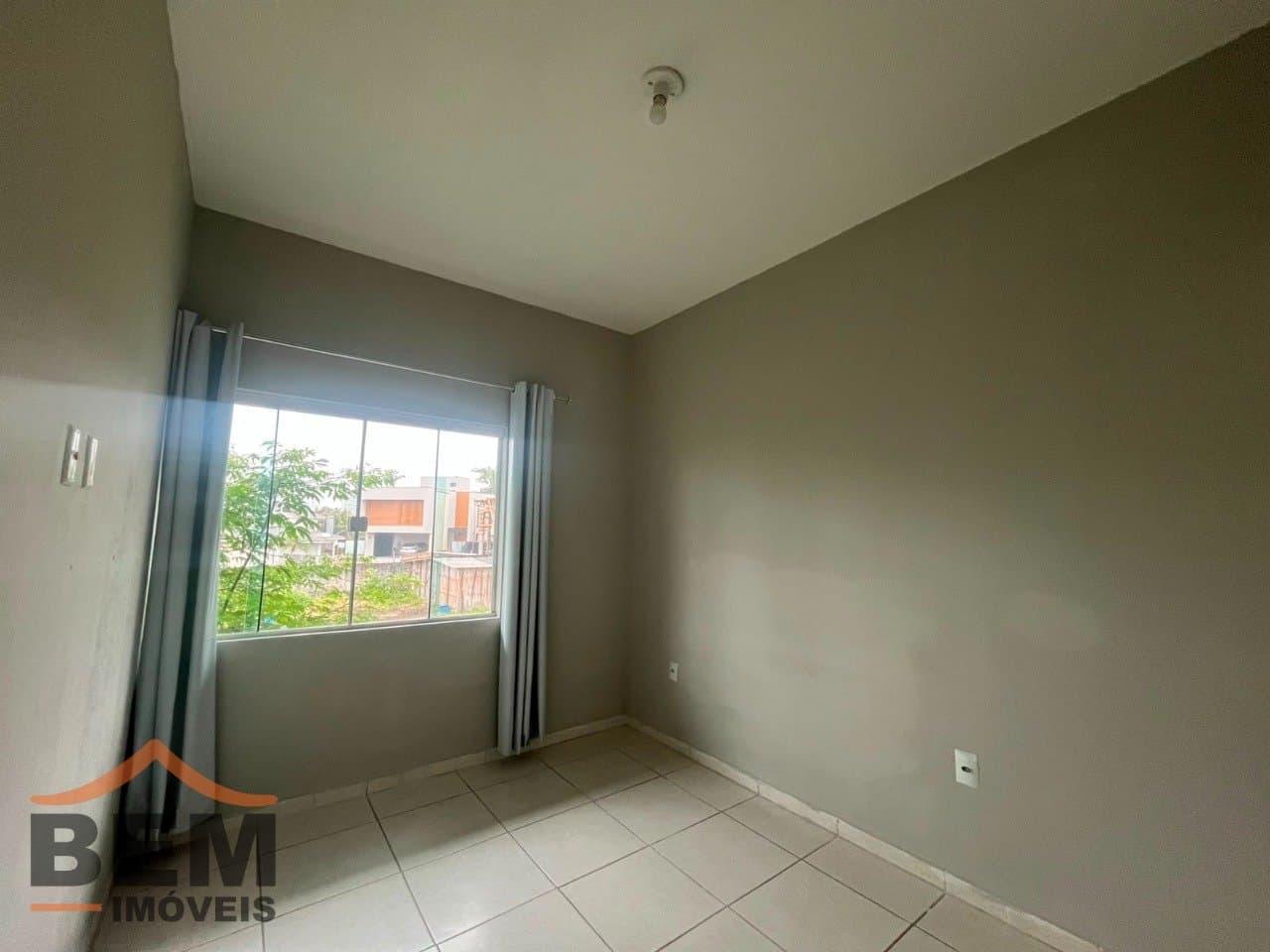 Apartamento para Locação com 2 quartos, 1 vaga no bairro Dom Bosco em Itajaí/SC