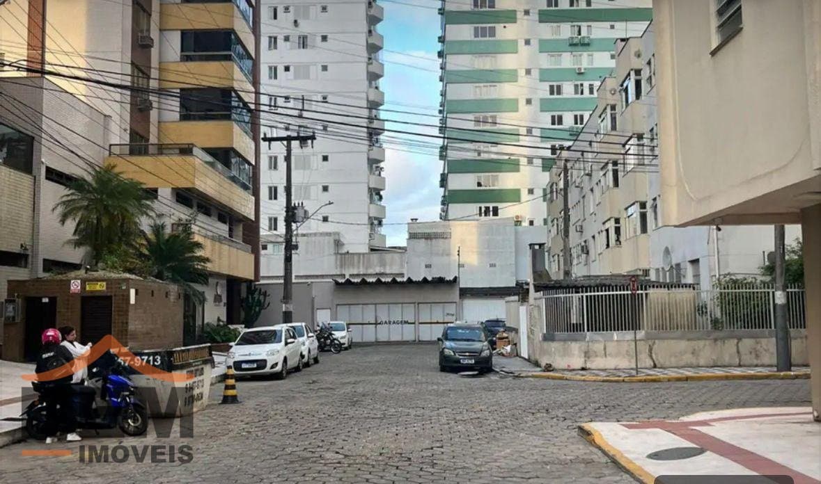 Apartamento para Locação com 1 quarto no bairro Centro em Balneário Camboriú/SC: 13-RUA