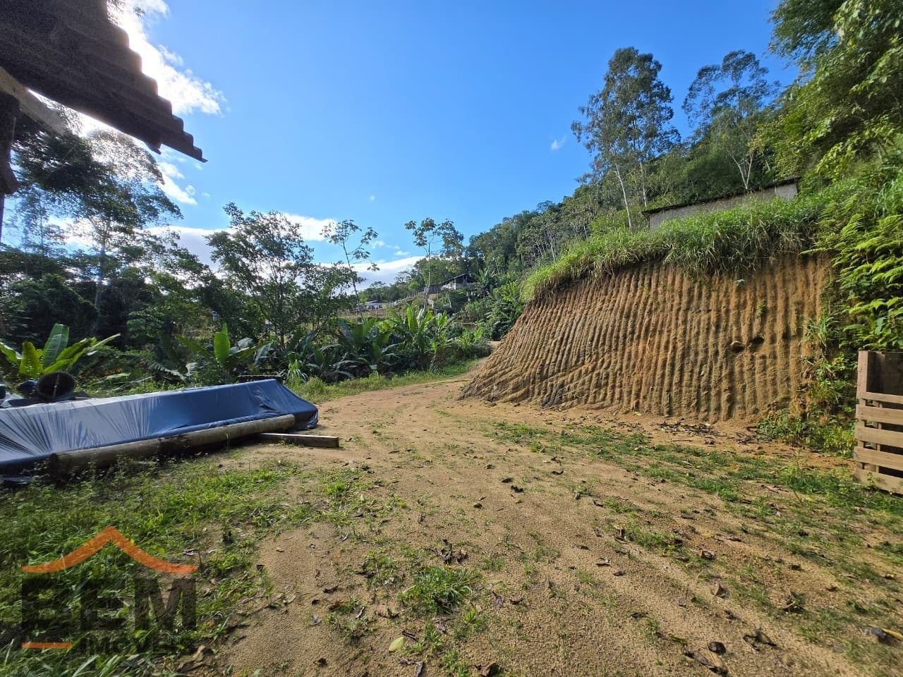 Terreno à venda em Camboriú - Bairro Braço