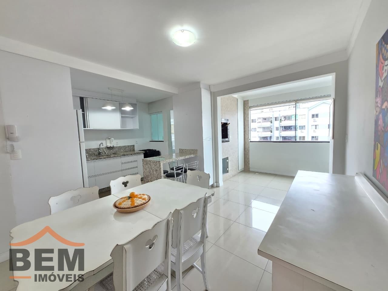Apartamento para aluguel no Centro de Balneário Camboriú: SALA DE JANTAR