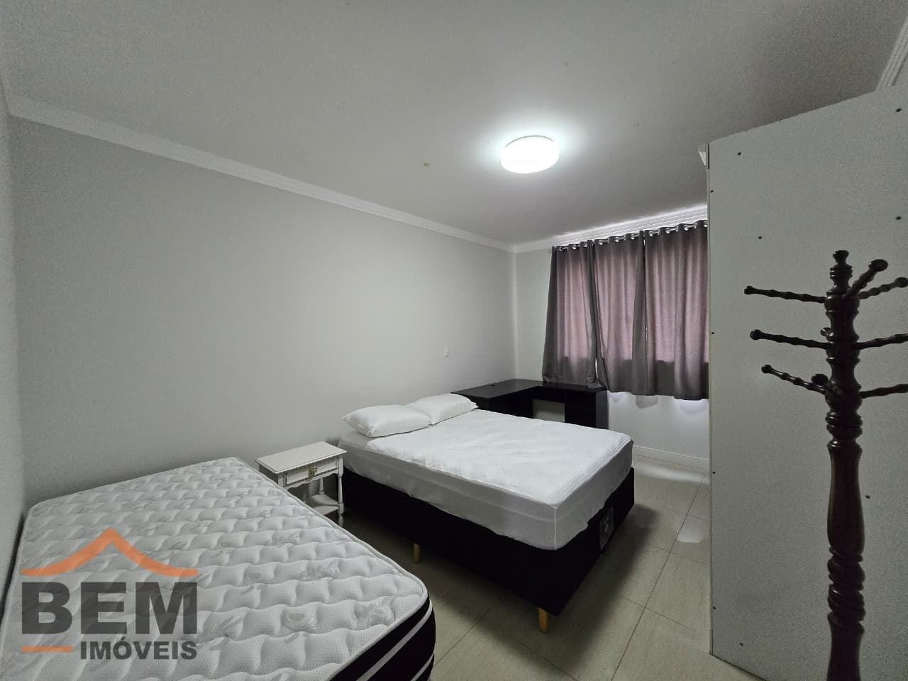 Apartamento para aluguel no Centro de Balneário Camboriú: DORMITÓRIO 