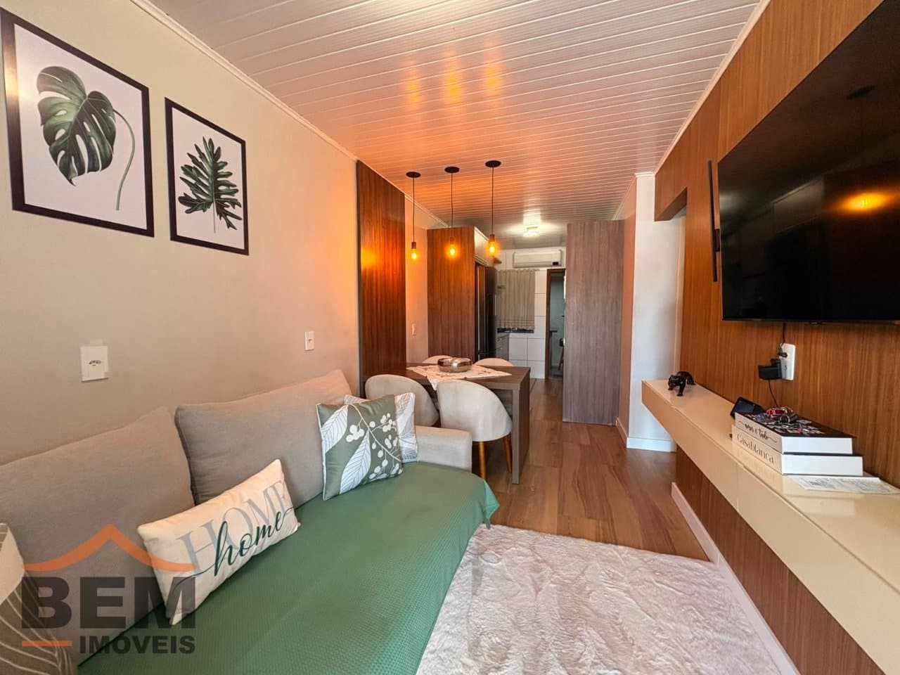 Casa para aluguel em Espinheiros, Itajaí: 1 - SALA DE ESTAR 