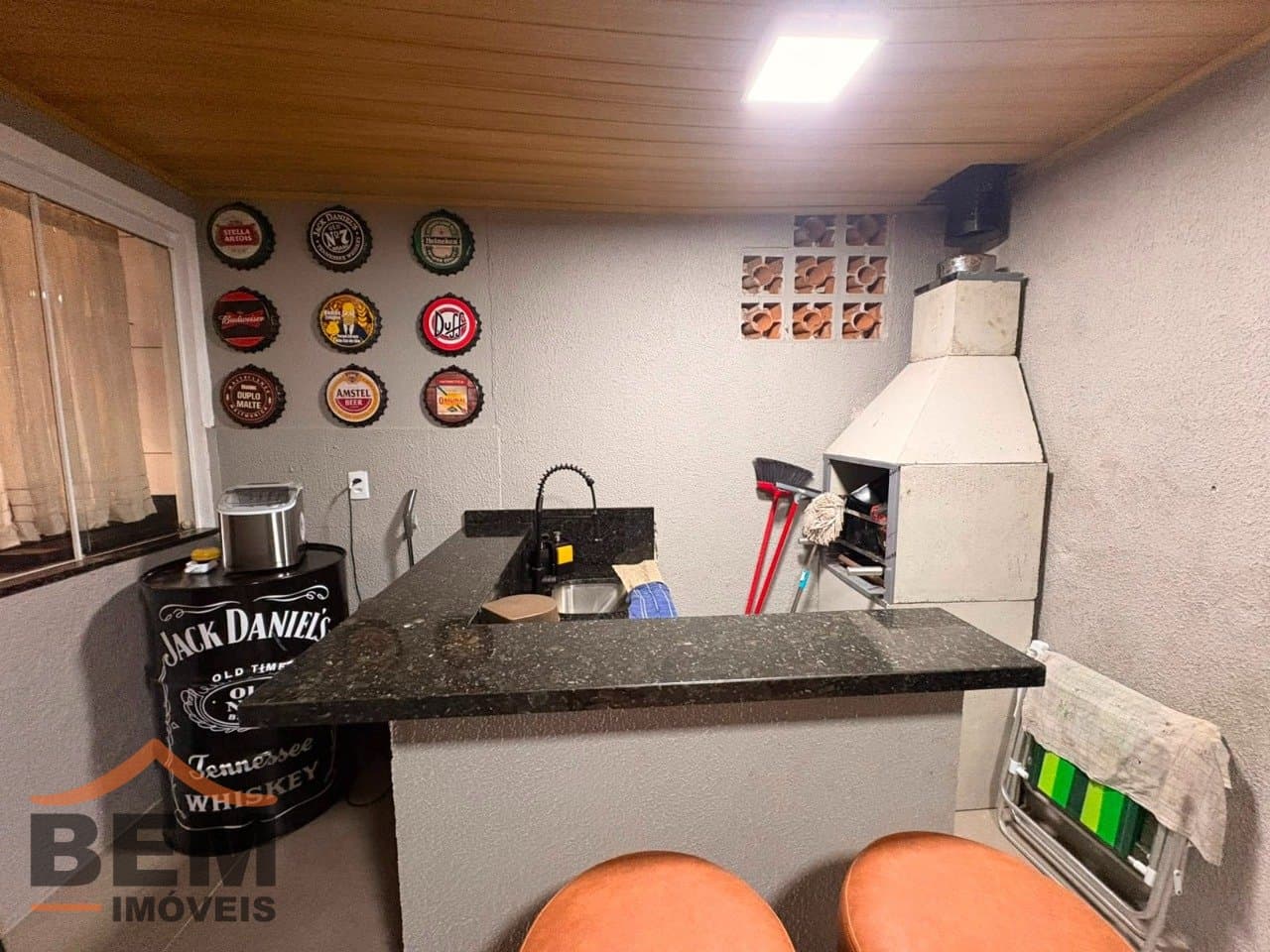 Casa para aluguel em Espinheiros, Itajaí: 8 -  CHURRASQUEIRA 
