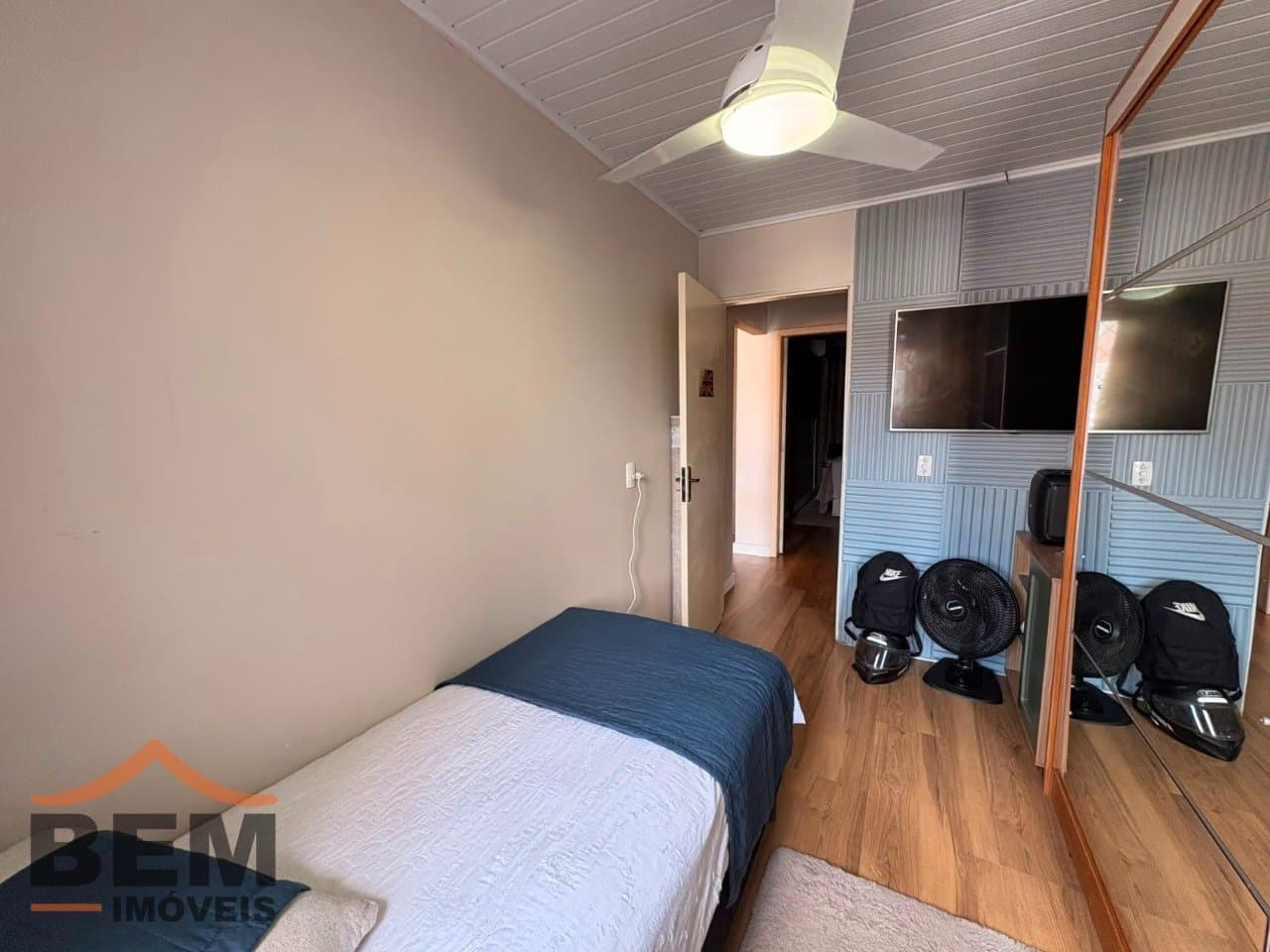 Casa para aluguel em Espinheiros, Itajaí: 10 - DORMITORIO 01 