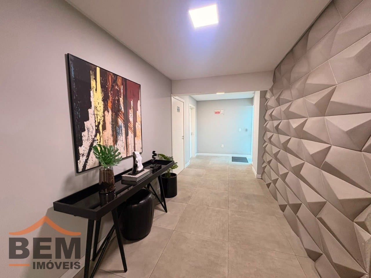 Apartamento para aluguel em Itajaí: 6 - HALL  DE ENTRADA 