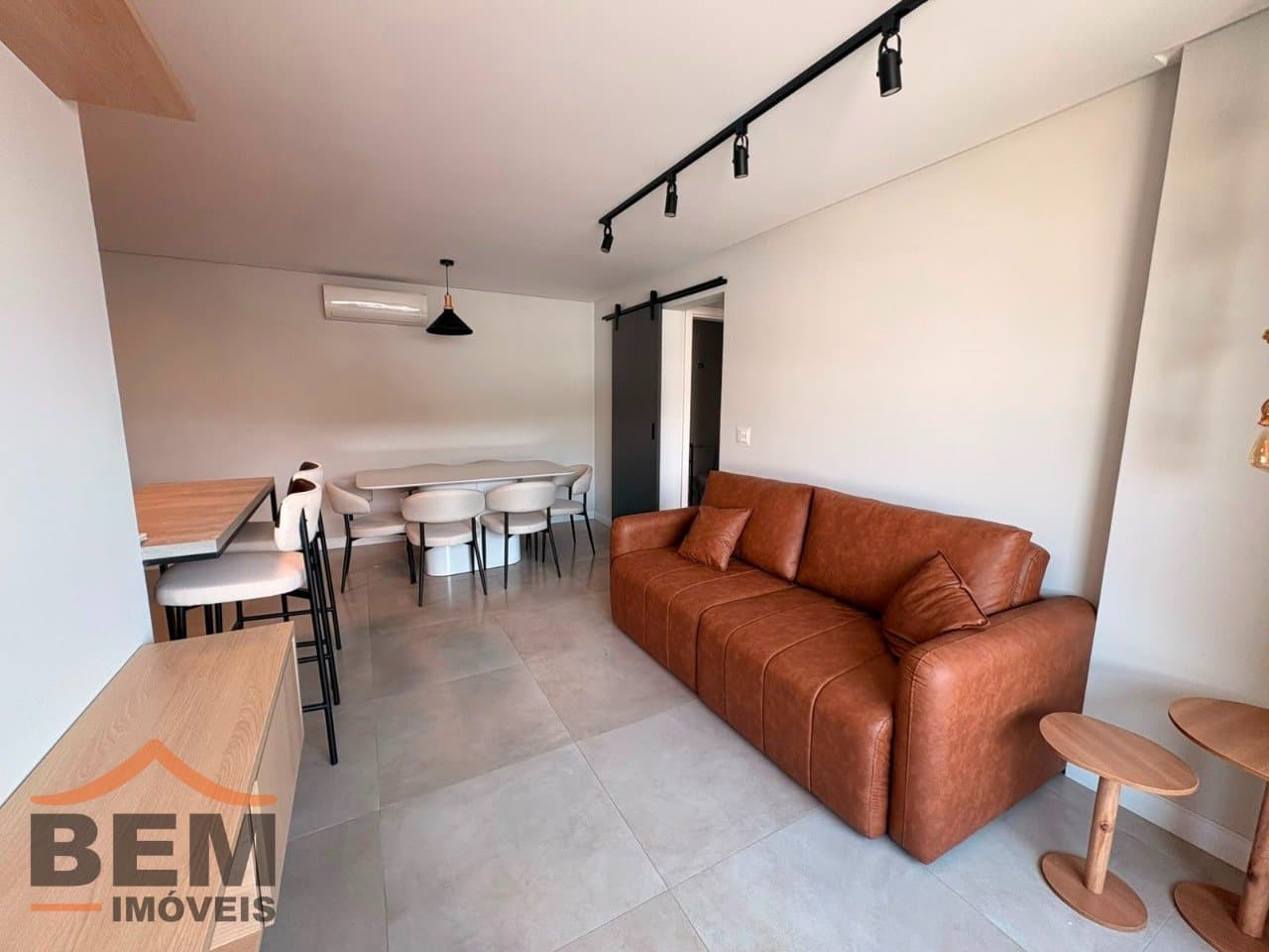 Apartamento para aluguel em Itajaí: 8  - SALA DE ESTAR 
