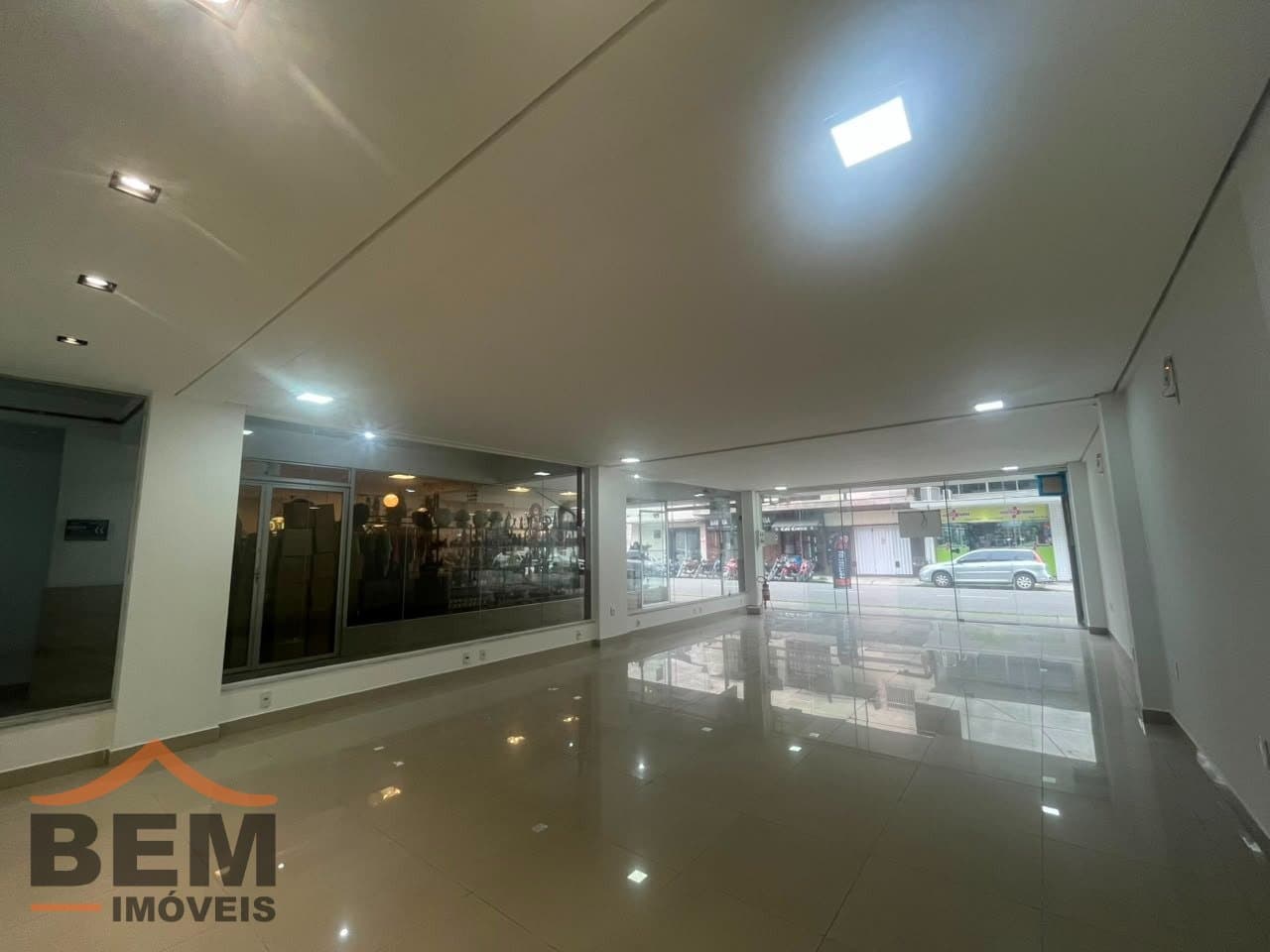 Sala Comercial para aluguel no Centro de Itajaí