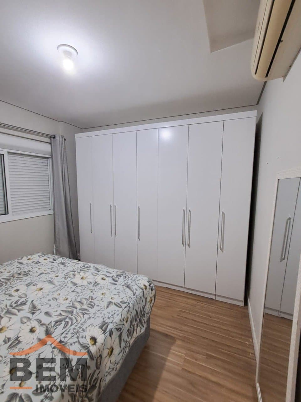 Apartamento à venda 02 dormitórios, 01 suíte, 01 vaga, bairro Dom Bosco - Itajaí/SC
