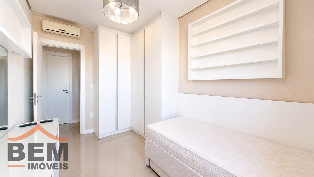 Apartamento à venda com 03 dormitórios sendo 01 suíte, no Centro - Itajaí/SC