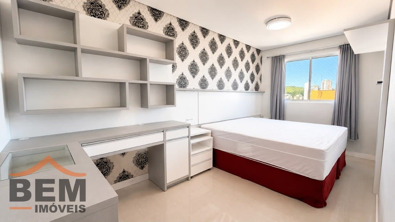 Apartamento à venda com 03 dormitórios sendo 01 suíte, no Centro - Itajaí/SC