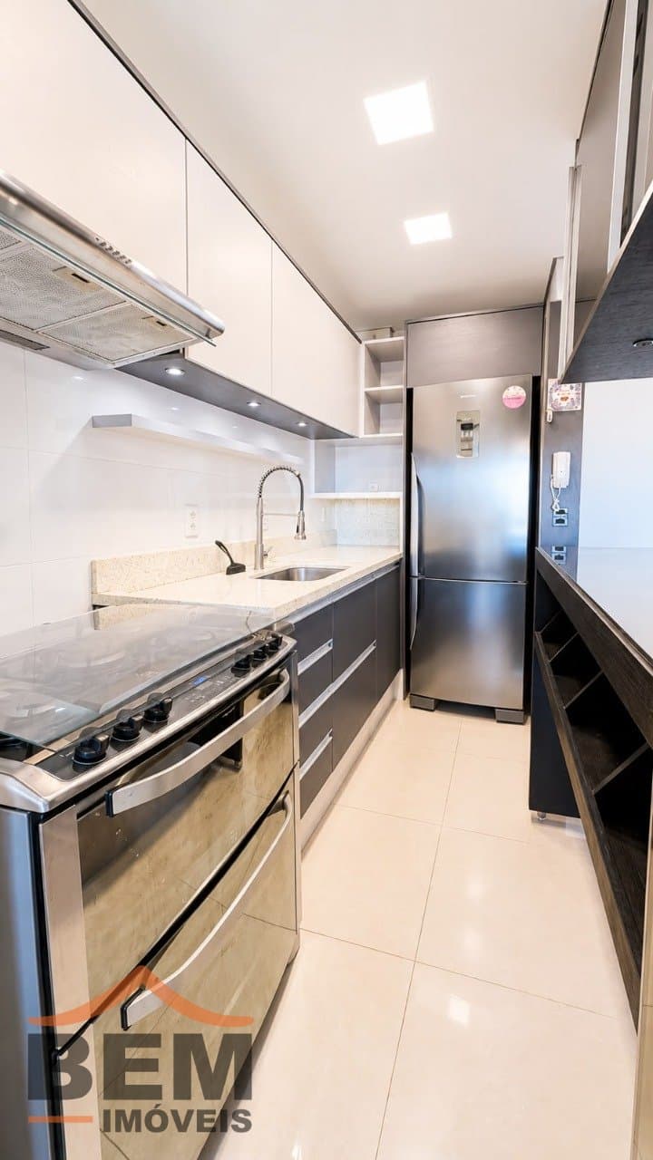 Apartamento à venda com 03 dormitórios sendo 01 suíte, no Centro - Itajaí/SC