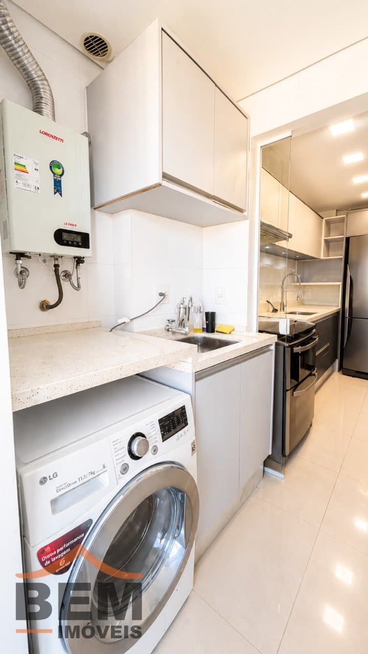 Apartamento à venda com 03 dormitórios sendo 01 suíte, no Centro - Itajaí/SC