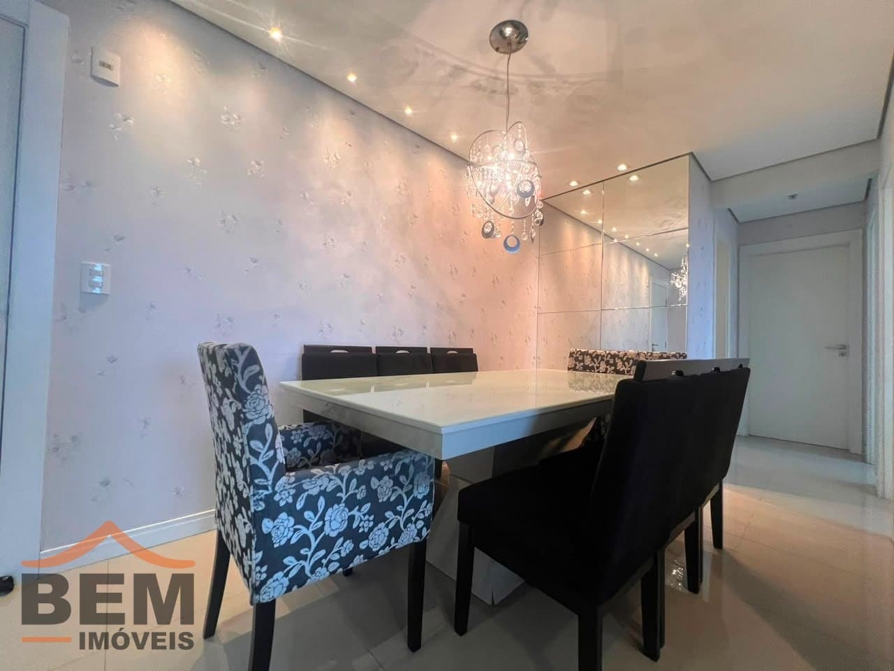ApApartamento à venda e para locação com 3 quartos e 84 m² no bairro Centro, em Itajaí
