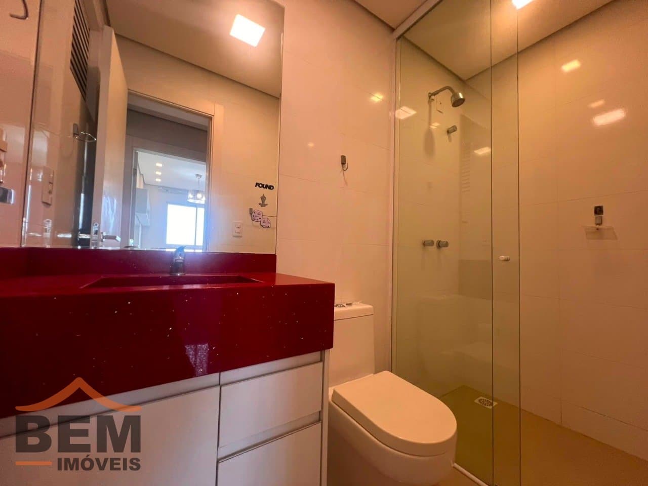ApApartamento à venda e para locação com 3 quartos e 84 m² no bairro Centro, em Itajaí
