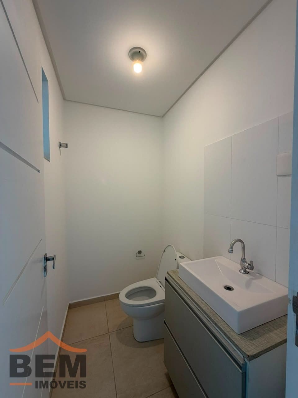 Casa Triplex à venda com 03 suítes na Praia dos Amores em Balneário Camoboriú - SC