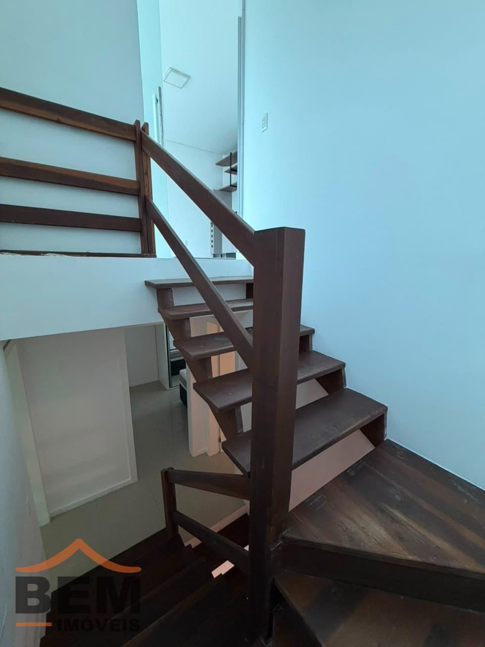 Casa Triplex à venda com 03 suítes na Praia dos Amores em Balneário Camoboriú - SC