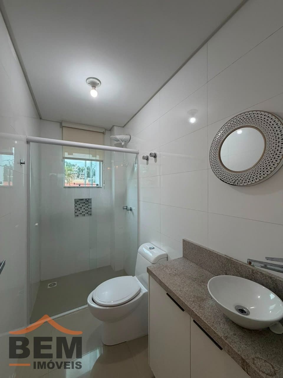 Casa Triplex à venda com 03 suítes na Praia dos Amores em Balneário Camoboriú - SC