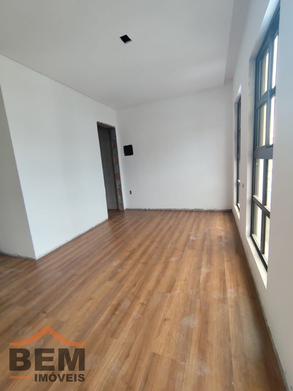 Casa à venda com 02 Suítes no bairro Rio do Meio em Itajaí - SC