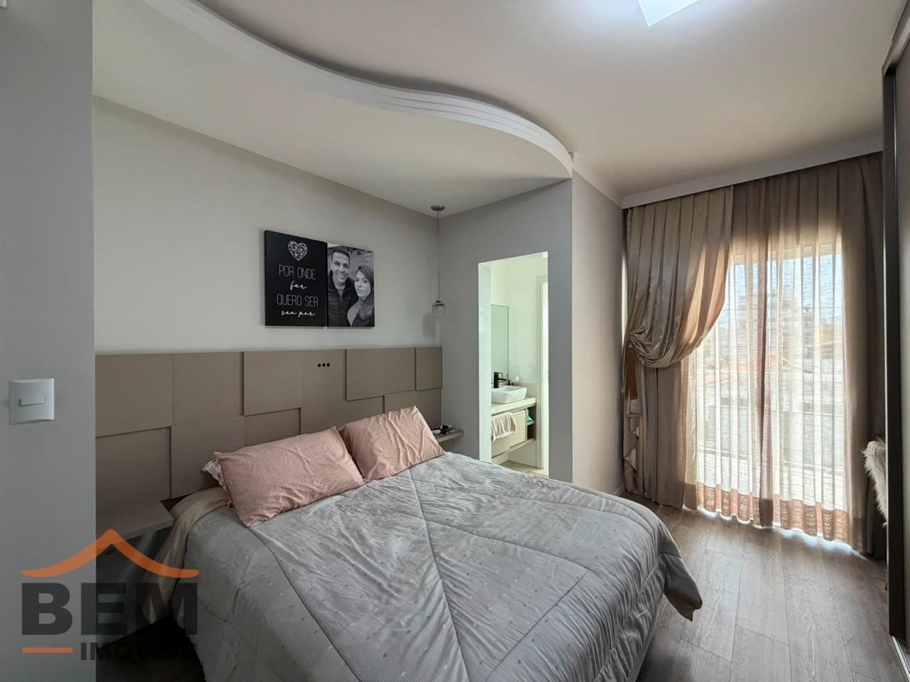Casa Triplex à venda com 03 dormitórios no bairro Dom Bosco em Itajaí - SC