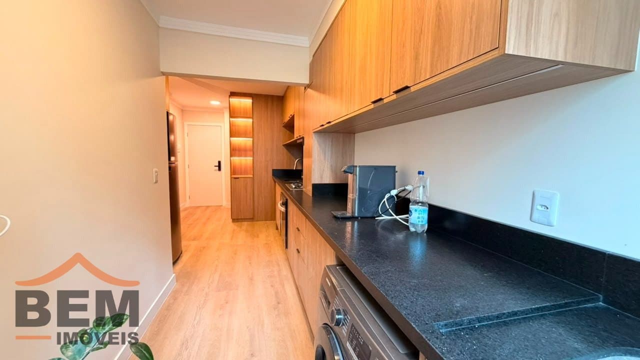 Apartamento à venda com 03 dormitórios no bairro Praia Brava em Itajaí - SC