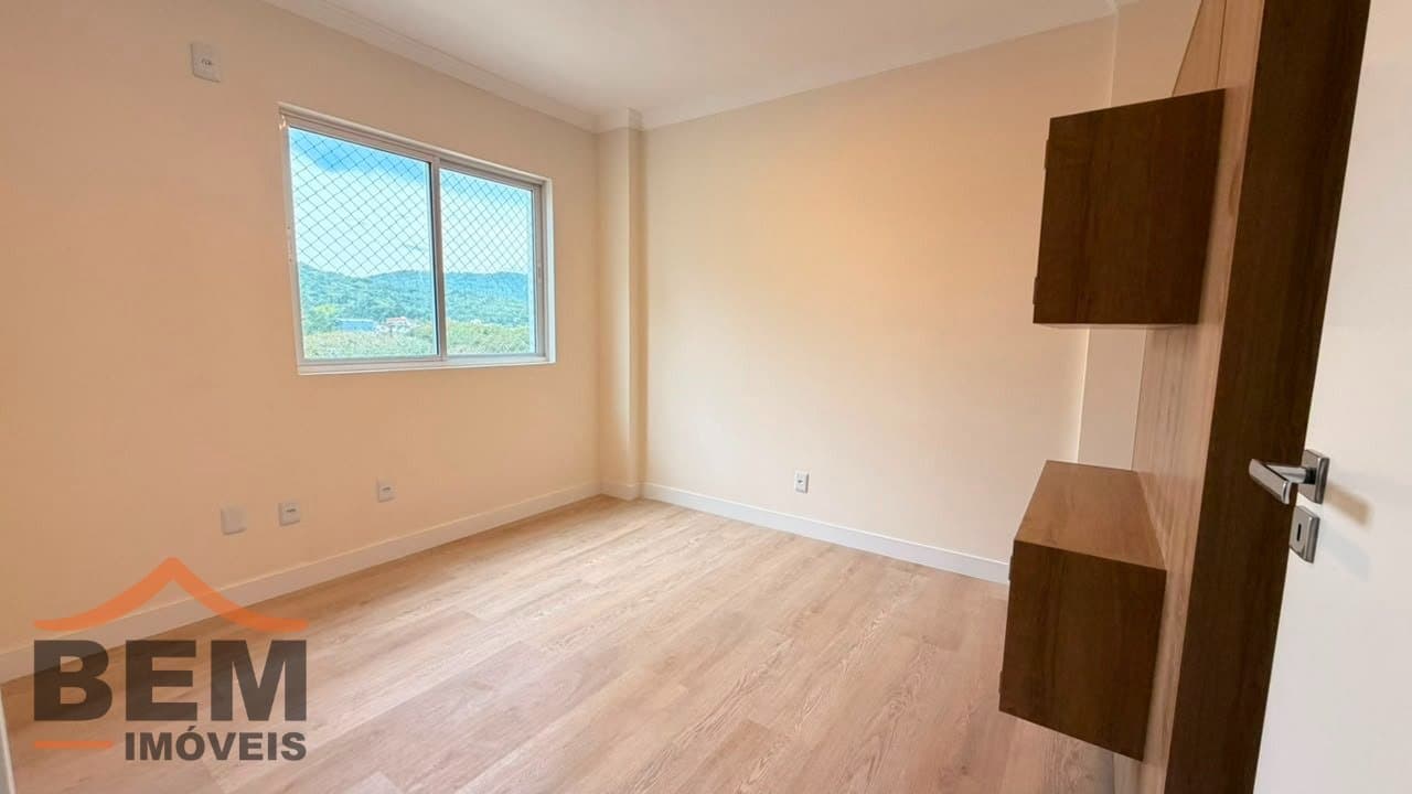 Apartamento à venda com 03 dormitórios no bairro Praia Brava em Itajaí - SC