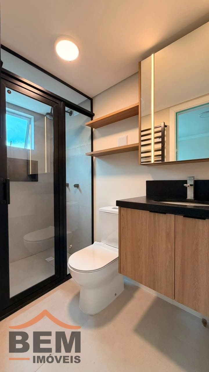 Apartamento à venda com 03 dormitórios no bairro Praia Brava em Itajaí - SC