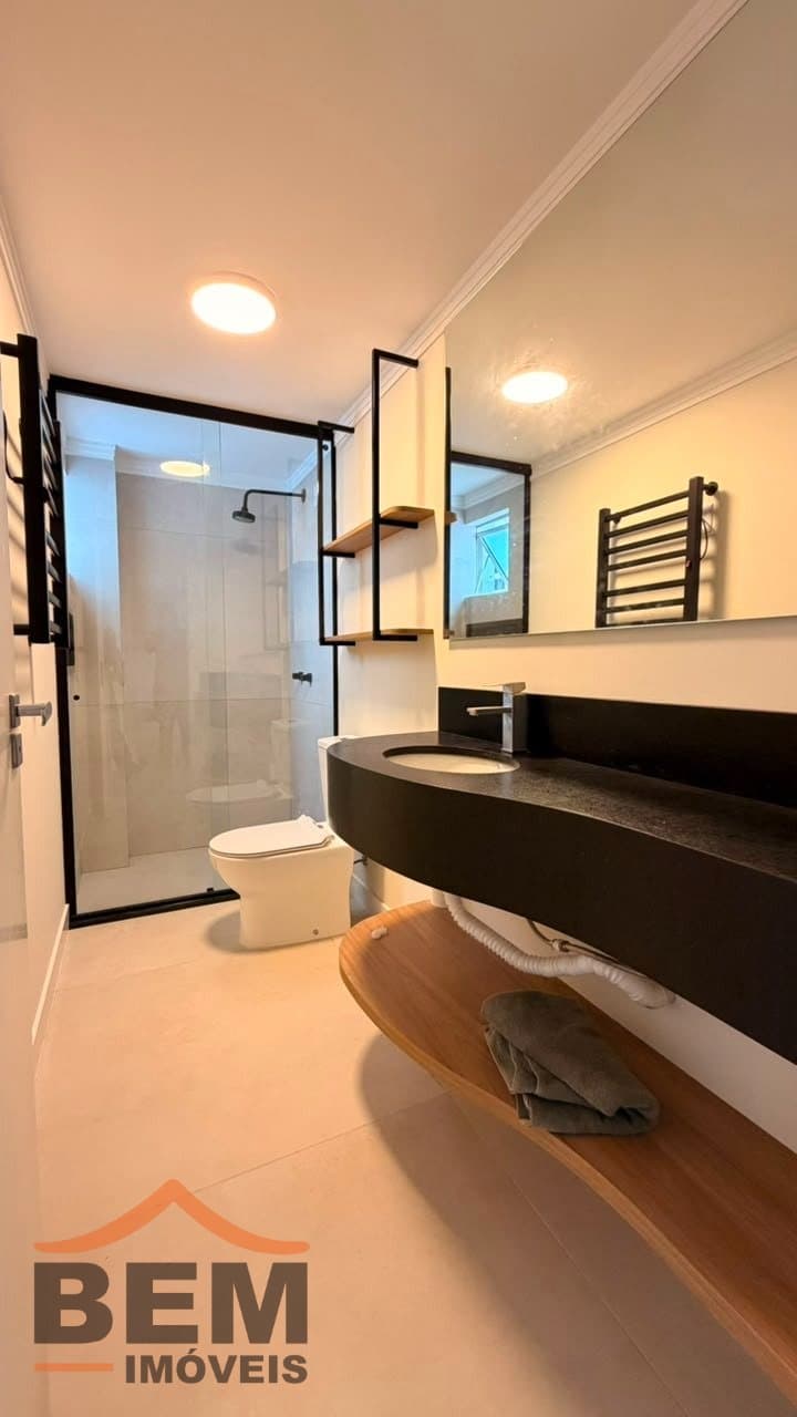 Apartamento à venda com 03 dormitórios no bairro Praia Brava em Itajaí - SC