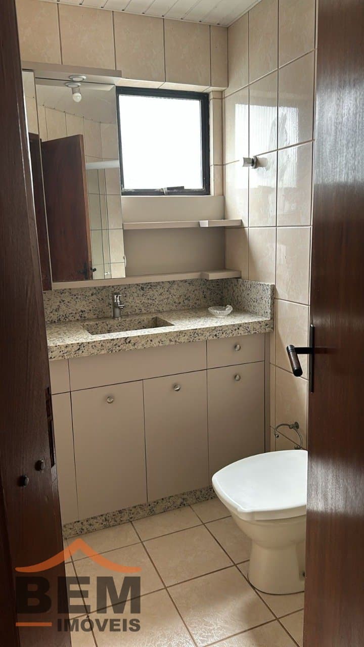 Apartamento à venda com 03 dormitórios sendo 01 suíte, no centro - Itajaí/SC