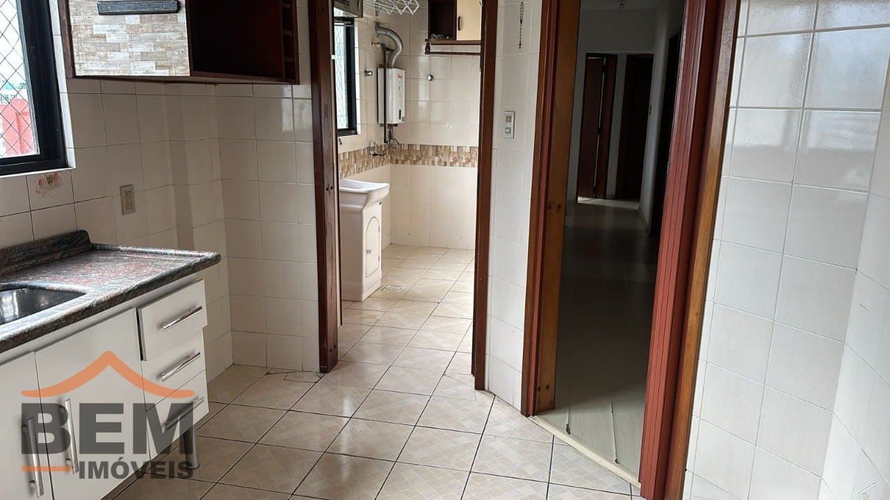 Apartamento à venda com 03 dormitórios sendo 01 suíte, no centro - Itajaí/SC