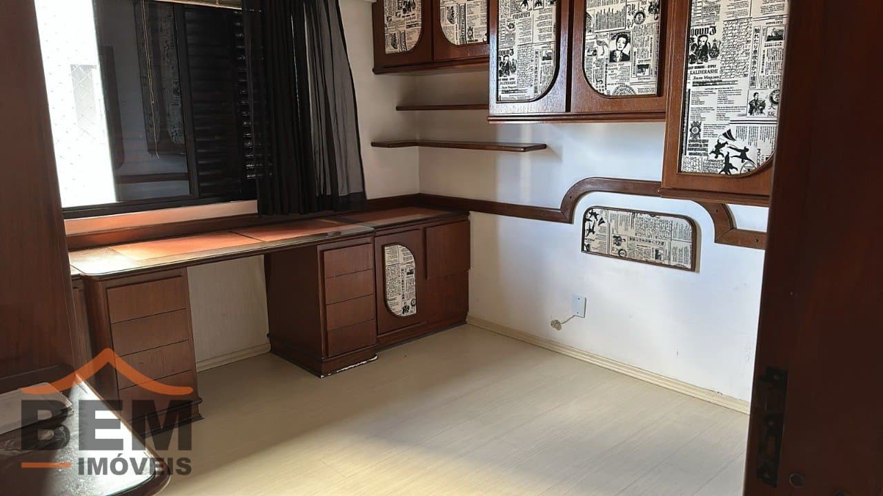 Apartamento à venda com 03 dormitórios sendo 01 suíte, no centro - Itajaí/SC