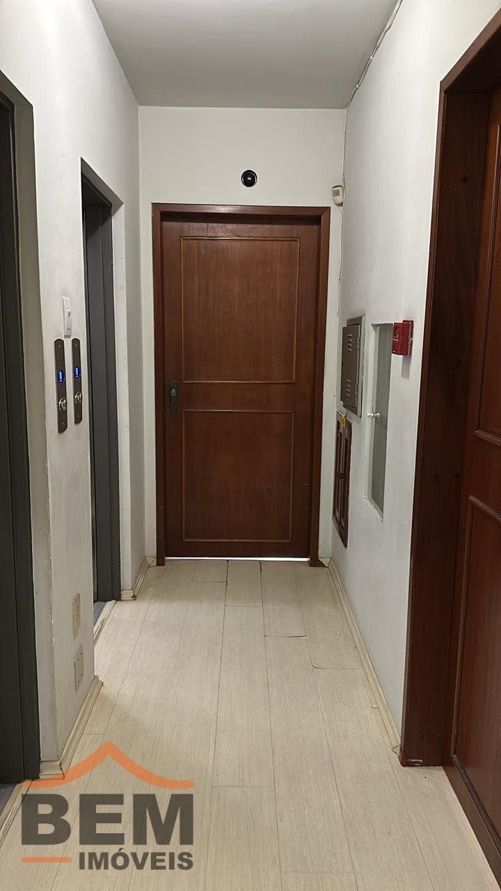 Apartamento à venda com 03 dormitórios sendo 01 suíte, no centro - Itajaí/SC