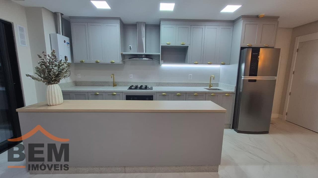 Apartamento para aluguel na Praia Brava em Itajaí
