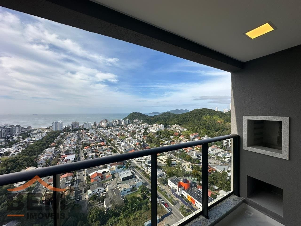 Apartamento para aluguel na Praia Brava em Itajaí