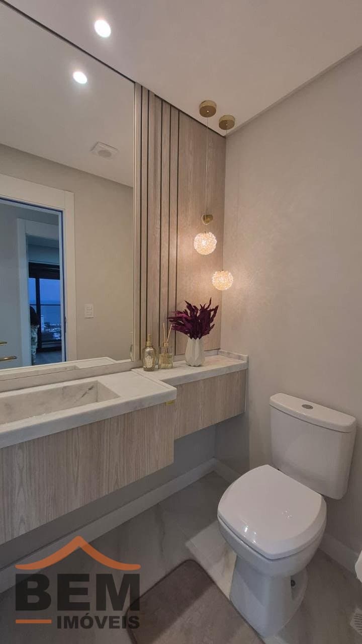 Apartamento para aluguel na Praia Brava em Itajaí