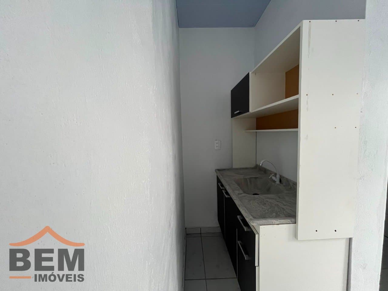 Kitnet para aluguel na Praia Brava
