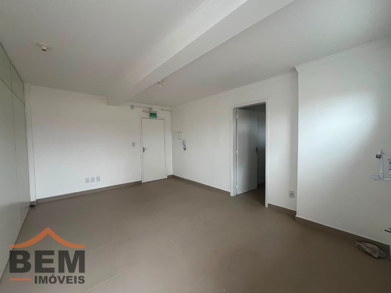 Apartamento para Locação com 1 Quarto no Centro em Navegantes-SC