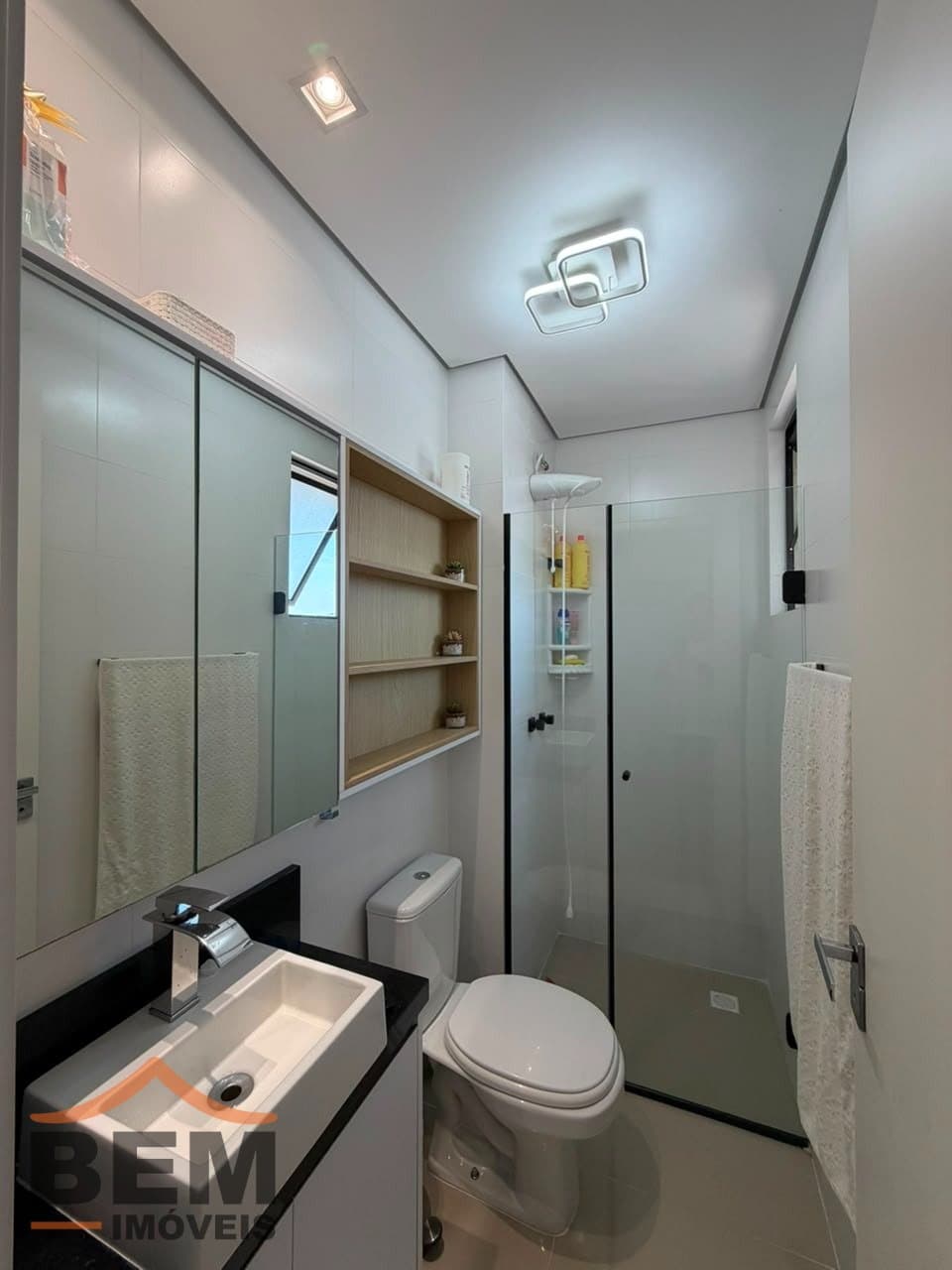 Apartamento à venda com 3 dormitórios no bairro São João em Itajaí - SC