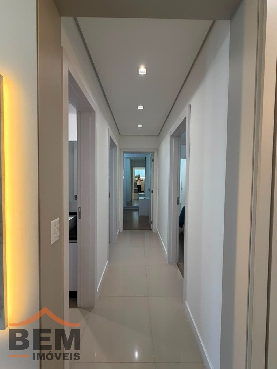 Apartamento à venda com 3 dormitórios no bairro São João em Itajaí - SC