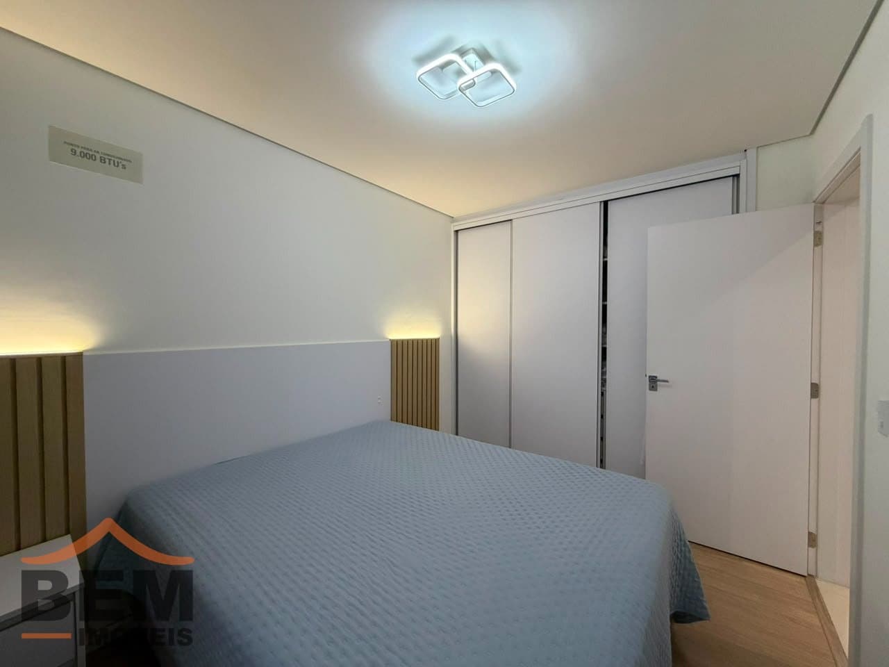 Apartamento à venda com 3 dormitórios no bairro São João em Itajaí - SC