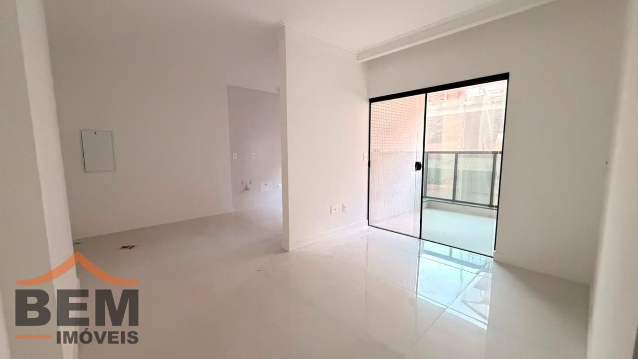 Apartamento à venda com 2 suítes no bairro Morretes em Itapema - SC